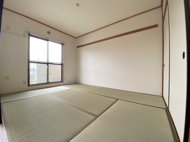 フレンドリー春大路の内装