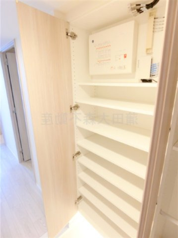 ザ・ケンジントン・レジデンス上池台の設備|玄関収納