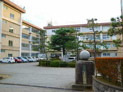 【周辺】 | プラウド　横田Ⅱ | 高岡西部中学校まで1000m