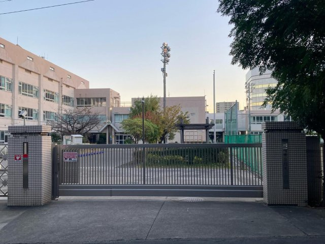 川崎市立麻生小学校【徒歩3分】