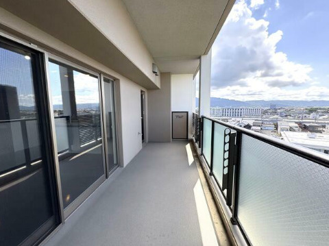 サンパーク松江城テラス　のバルコニー|落ち着いた時間を過ごせるバルコニーです