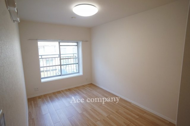 【寝室】の画像