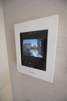 【内観：施工例】 | 【仲介手数料無料！！】稲城市若葉台1丁目　新築戸建て（全9区画）7号棟 5880万円 | TVモニター付きインターフォン