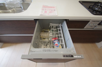 【内観：施工例】 | 【仲介手数料無料！！】稲城市若葉台1丁目　新築戸建て（全9区画）7号棟 5880万円 | ガス乾燥機用のガス栓