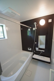 【内観：施工例】 | 【仲介手数料無料！！】稲城市若葉台1丁目　新築戸建て（全9区画）7号棟 5880万円 | 1坪タイプのユニットバス