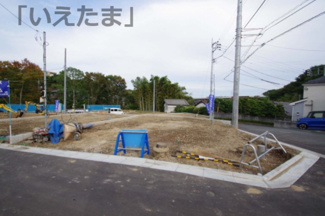 【外観】 | 【仲介手数料無料！！】稲城市若葉台1丁目　新築戸建て（全9区画）7号棟 5880万円 | 8号棟　令和7年10月29日撮影