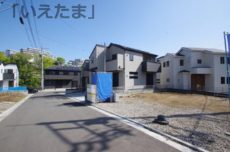 【内観：施工例】 | 【仲介手数料無料！！】稲城市若葉台1丁目　新築戸建て（全9区画）7号棟 5880万円 | 玄関扉はカードキー対応