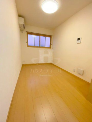 【居間・リビング】 | スズキレジデンス | ゆったりとしたリビングです