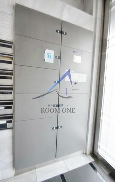 シャンブリーズ三越前のその他共用部分|宅配ボックスです。