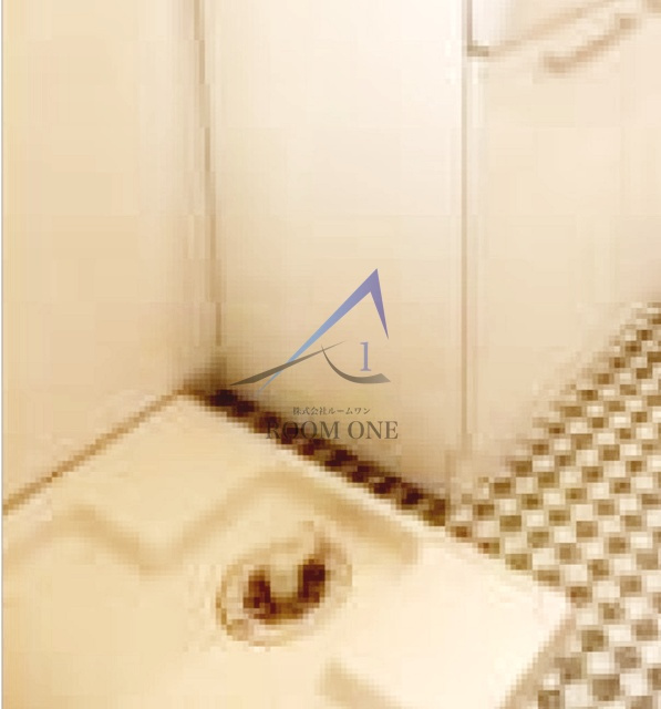 シャンブリーズ三越前の設備|洗濯機置き場です。