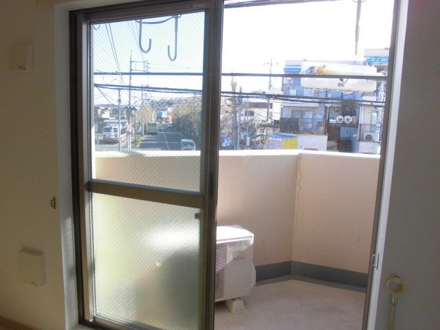 ひかりヒルズのバルコニー|陽当たり良好なバルコニーです