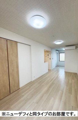 シュタイン・フルスの居間・リビング|こちらのリビングで趣味の時間をお楽しみください