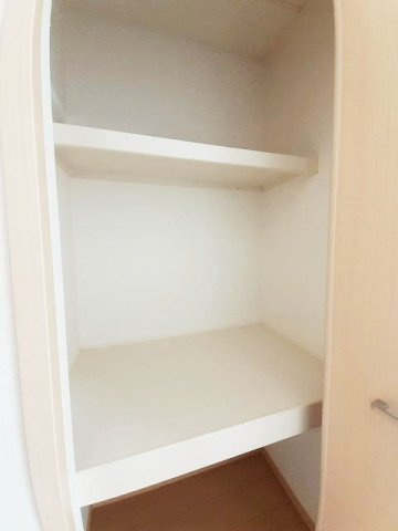 プラシード　アロッジオの収納|小物を収納するのに便利です