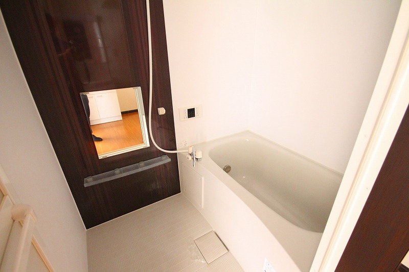 ＯＡＫ ＨＩＬＬＳの浴室|追い炊き付で冬も暖かいお風呂に入れます