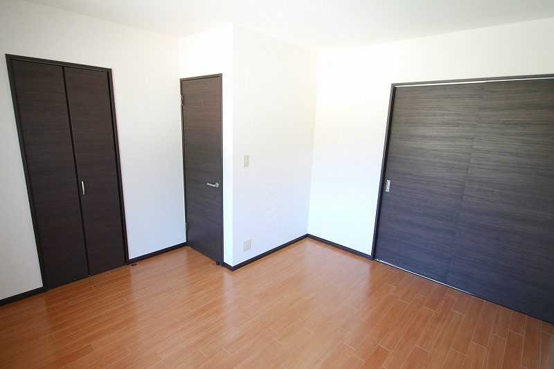 ＯＡＫ ＨＩＬＬＳの寝室|ゆとりの広さです