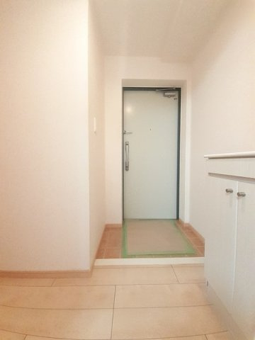 ハイツ・コスモスの玄関|毎日通る玄関はこちらです