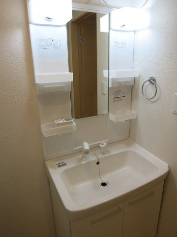 サンライズ　トキワの洗面所|脱衣スペースもあります