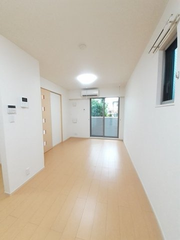 ユアーズ　ヒル　８の居間・リビング|使いやすいリビングです