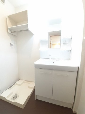 ユアーズ　ヒル　８の洗面所|使いやすい洗面所です