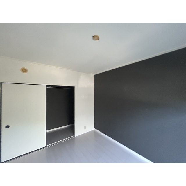 旭が丘カサヴェールの内装|明るい色調の室内です