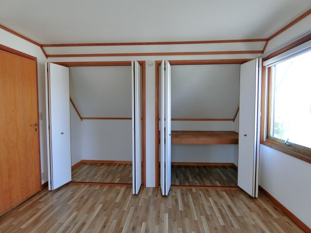 茂原市緑ヶ丘戸建の収納