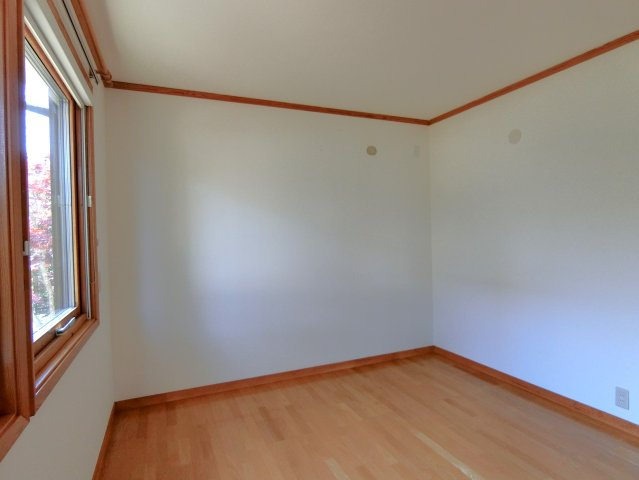 茂原市緑ヶ丘戸建の洋室