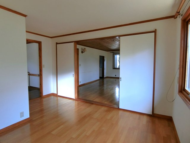 茂原市緑ヶ丘戸建の洋室