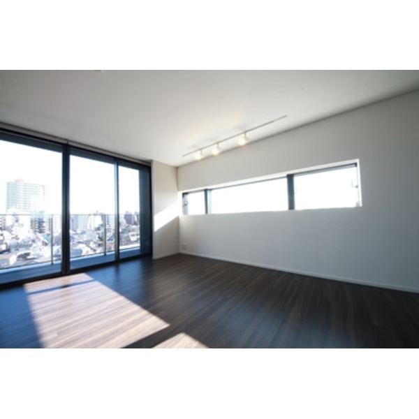 スクエアガーデン池袋の内装|おしゃれな内装です