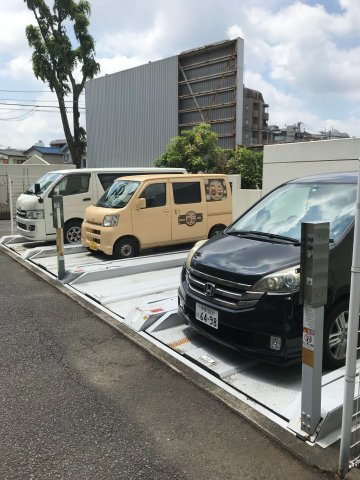 ベルグレイス八雲台の駐車場|駐車スペースもあります