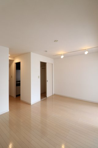 アイステージ恵比寿の居間・リビング|使いやすいリビングです