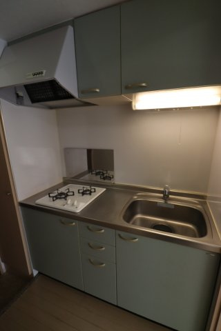 リベルタⅡのキッチン|コンパクトなキッチンで掃除もラクラク