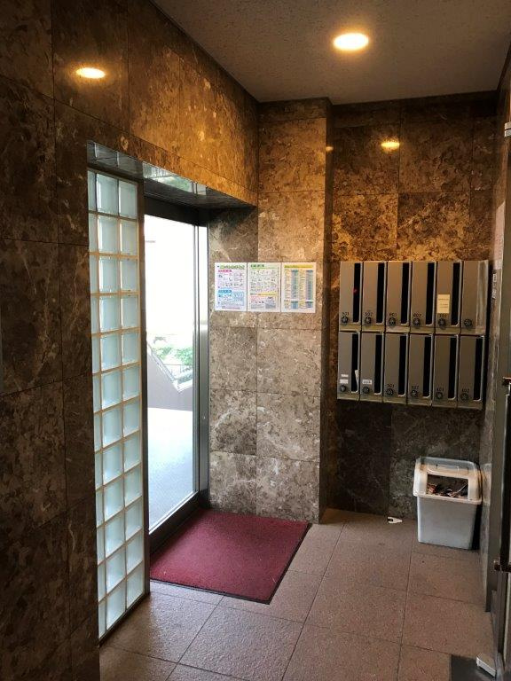 リベルタⅡのロビー|毎日通るロビーはこのようになっています