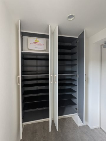 エルファーロ中野富士見町の収納|収納のためのスペースです