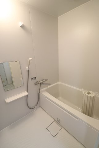 第二プロスパーハウスニムラの浴室|日々の疲れを癒すお風呂付です