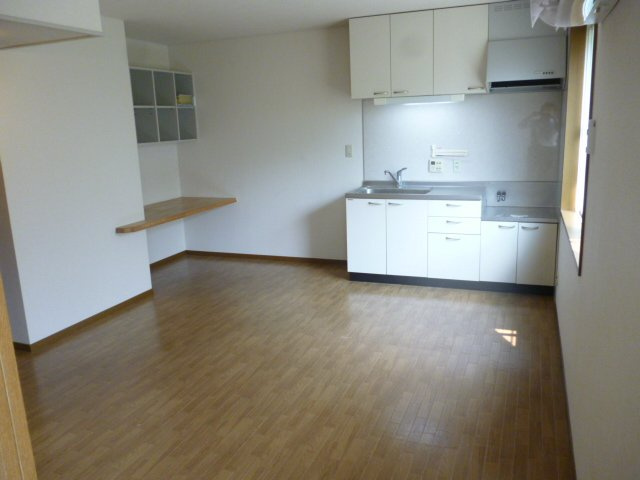 さくらコンフォルトの居間・リビング|こちらの居間で趣味の時間をお楽しみください