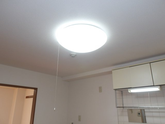 ローレルハイツ柴崎のキッチン|お料理しやすいキッチンです