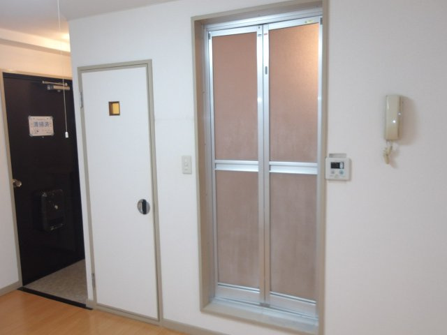 ローレルハイツ柴崎の内装|きれいな内装です