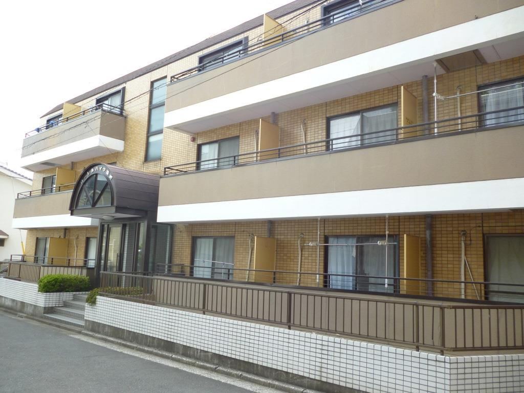 ローレルハイツ柴崎の外観|外観は落ち着いています