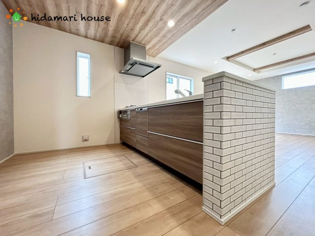 蓮田市椿山2丁目6期　新築戸建　ブルーミング01のキッチン