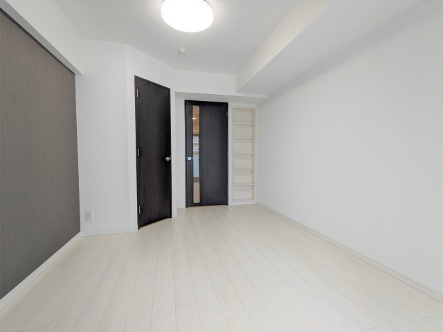 ケーディーエックスレジデンス豊洲の居間・リビング|こちらの居間で趣味の時間をお楽しみください