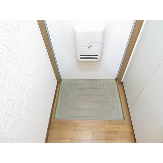 エステートロイヤル８号棟の玄関|玄関