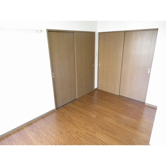 エステートロイヤル８号棟のその他|洋室