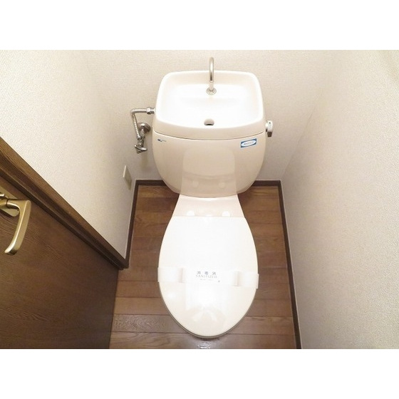 エステートロイヤル８号棟のトイレ|清潔感のあるトイレです
