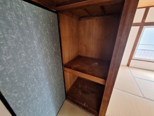 第2ハイツ春野の収納|便利な収納スペースです