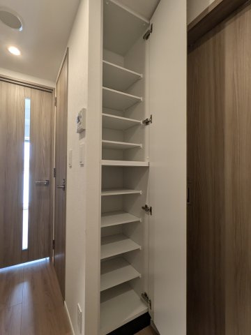 アンベリール王子の収納|便利な収納スペースです