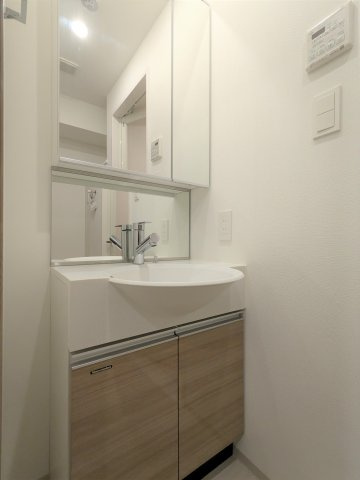 アンベリール王子の洗面所|脱衣スペースもあります