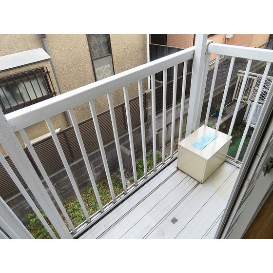 コスモ・ポーリのバルコニー|バルコニー