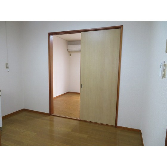 コスモ・ポーリの居間・リビング|DK