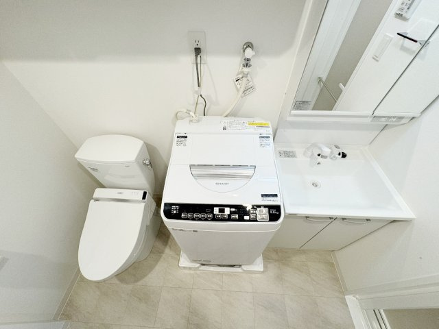 クレヴィスタ綾瀬の内装|きれいな内装です