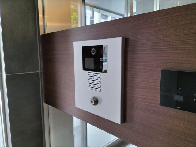 クレヴィスタ綾瀬の内装|明るい室内です